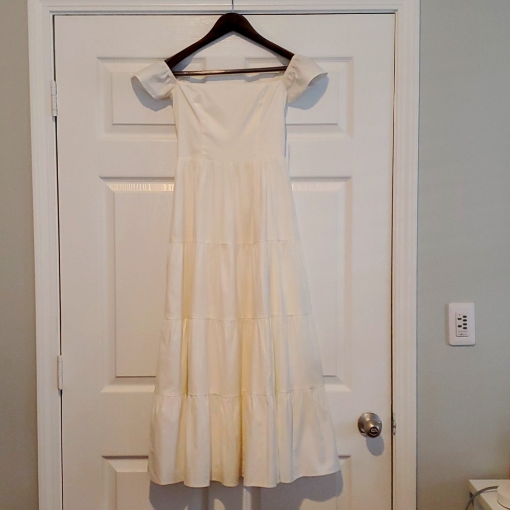 NWT Reformation Size 0 White Off Shoulder Dress with Smocked Detail on Back